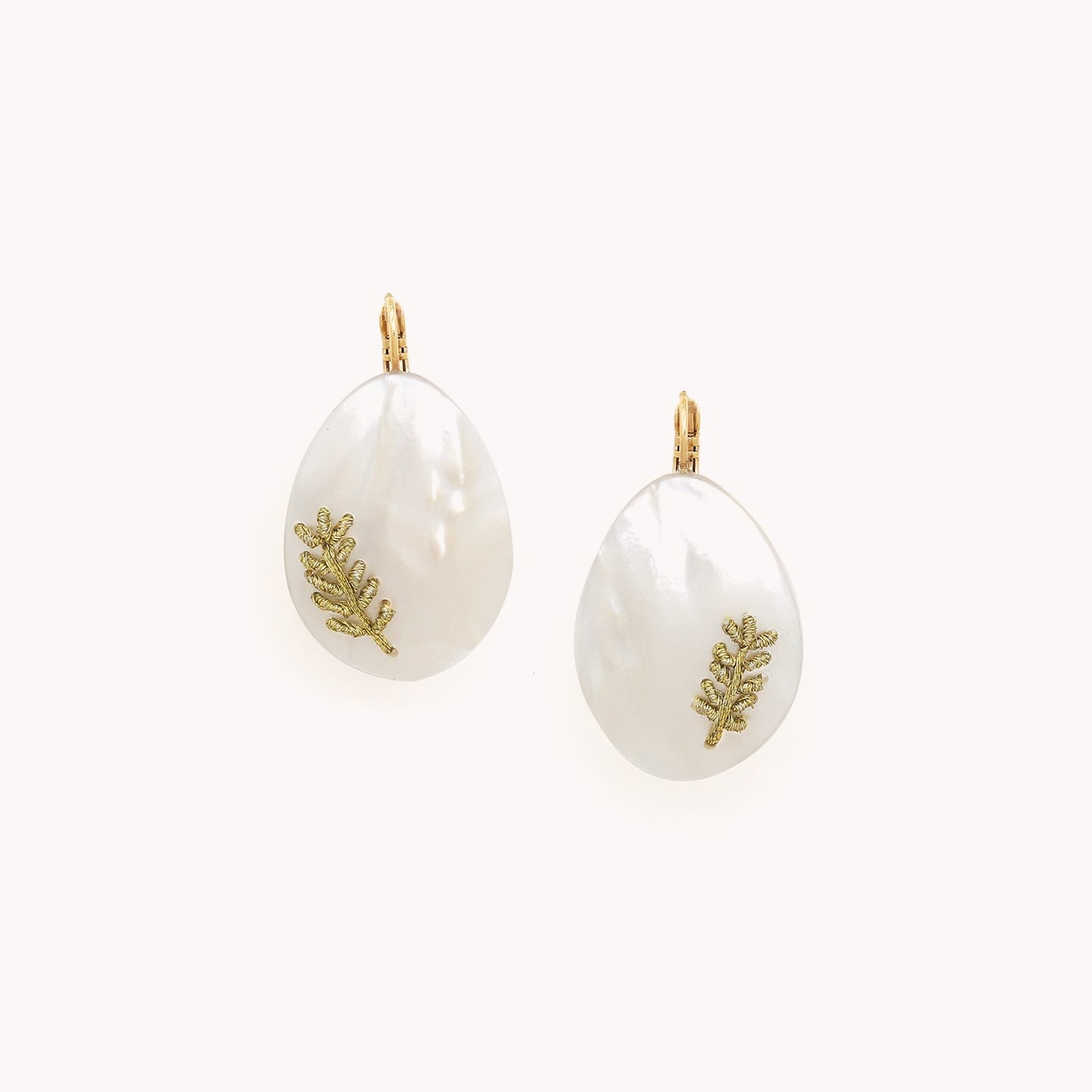 Boucles d'oreilles dormeuses CALLIOPE Nature bijoux